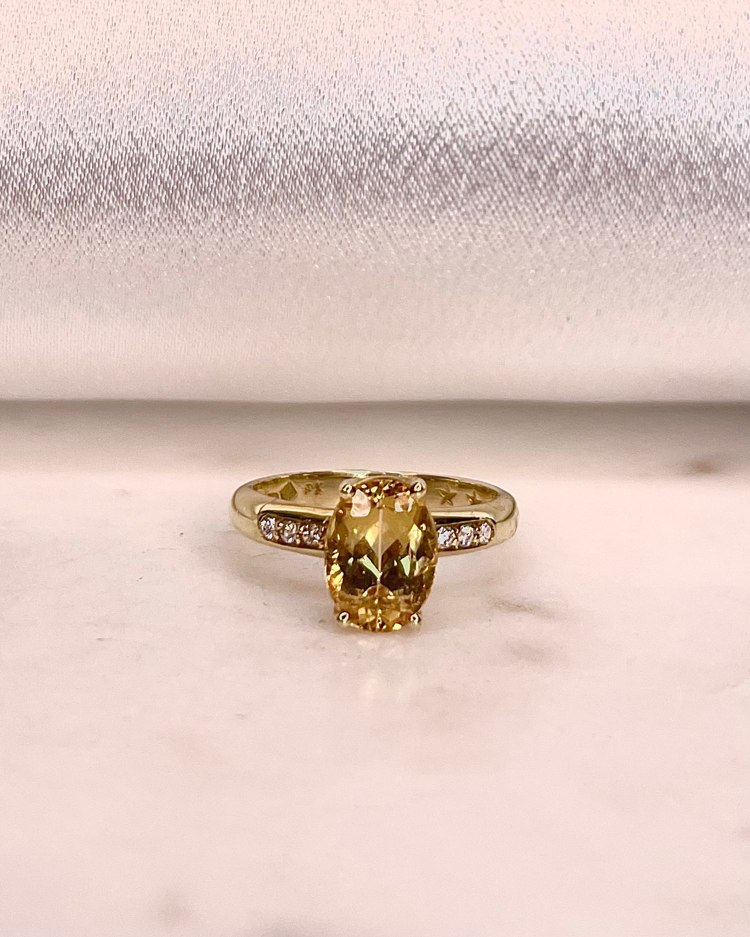 Trilogie Topaze Jaune 3.15 carats &amp; Diamants &quot;Isadora&quot;