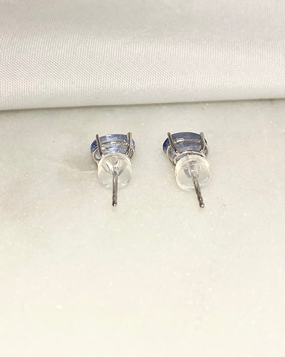 Puces Saphirs 1.78 carat &quot;Sarah&quot;