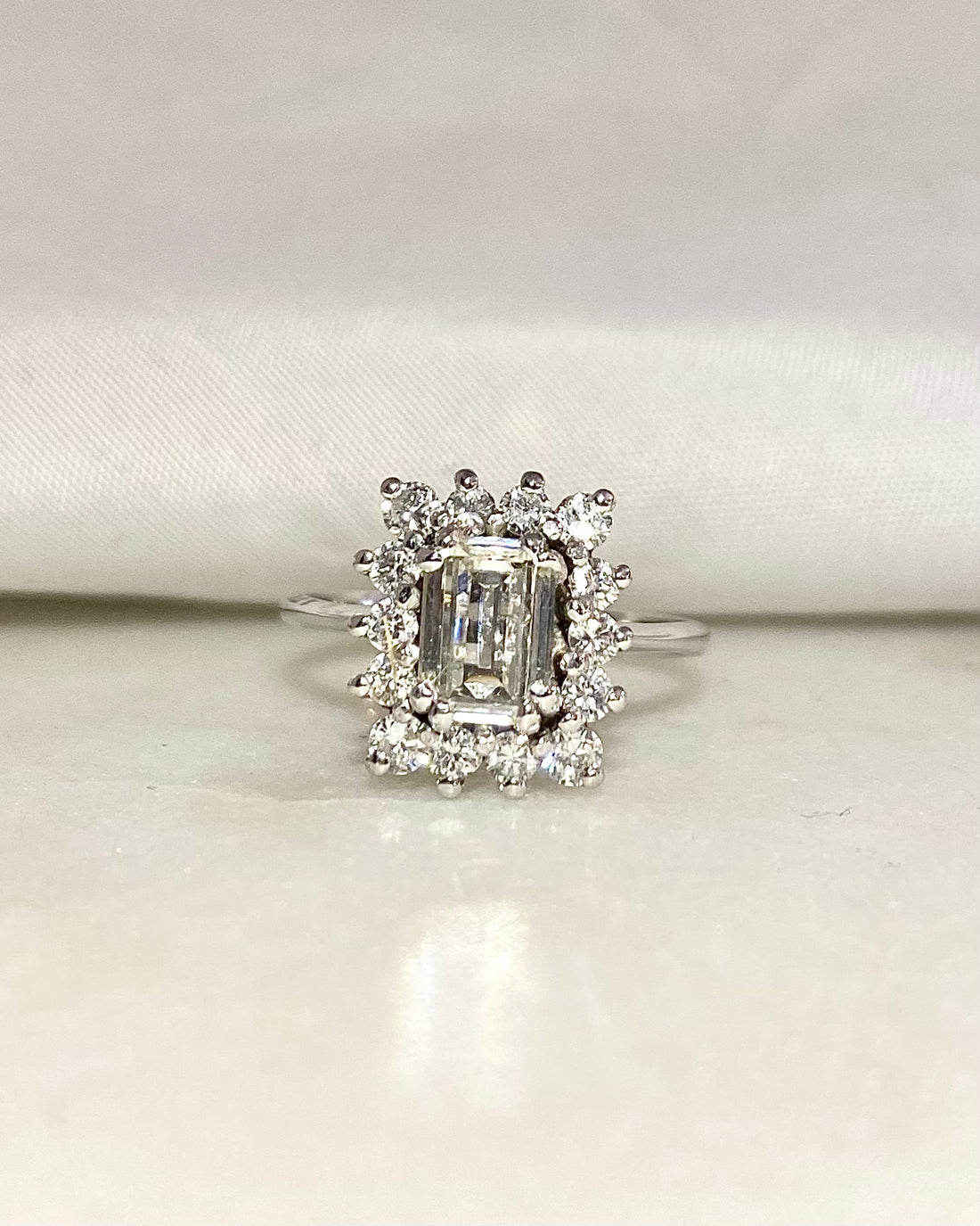 Bague Marguerite Diamants 1.23 carat "Josiane"
