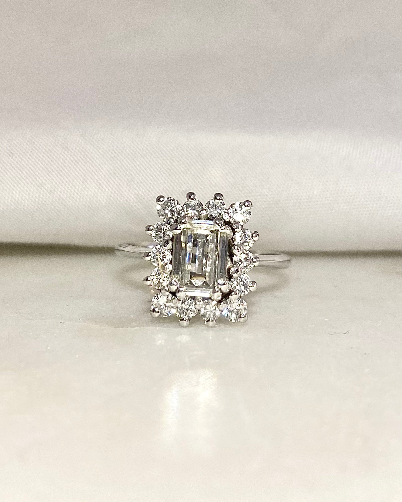 Bague Marguerite Diamants 1.23 carat &quot;Josiane&quot;