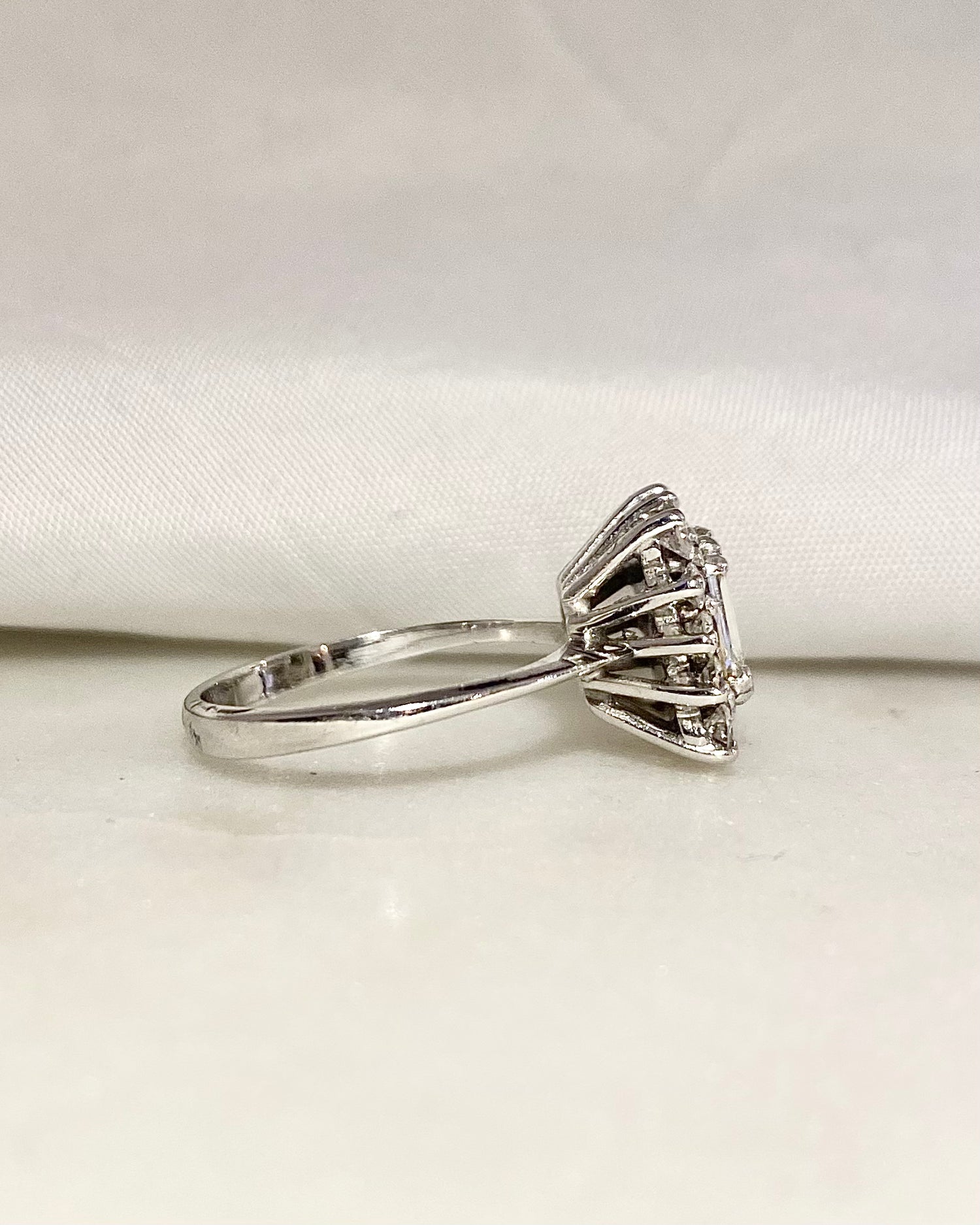 Bague Marguerite Diamants 1.23 carat &quot;Josiane&quot;