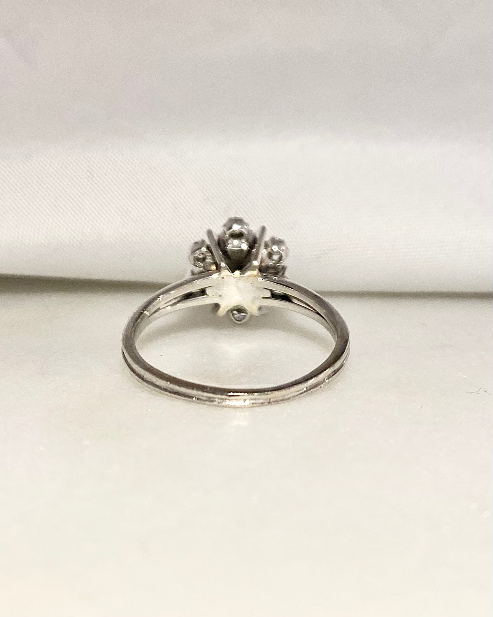Bague Marguerite Saphir &amp; Diamants "Rosaine"