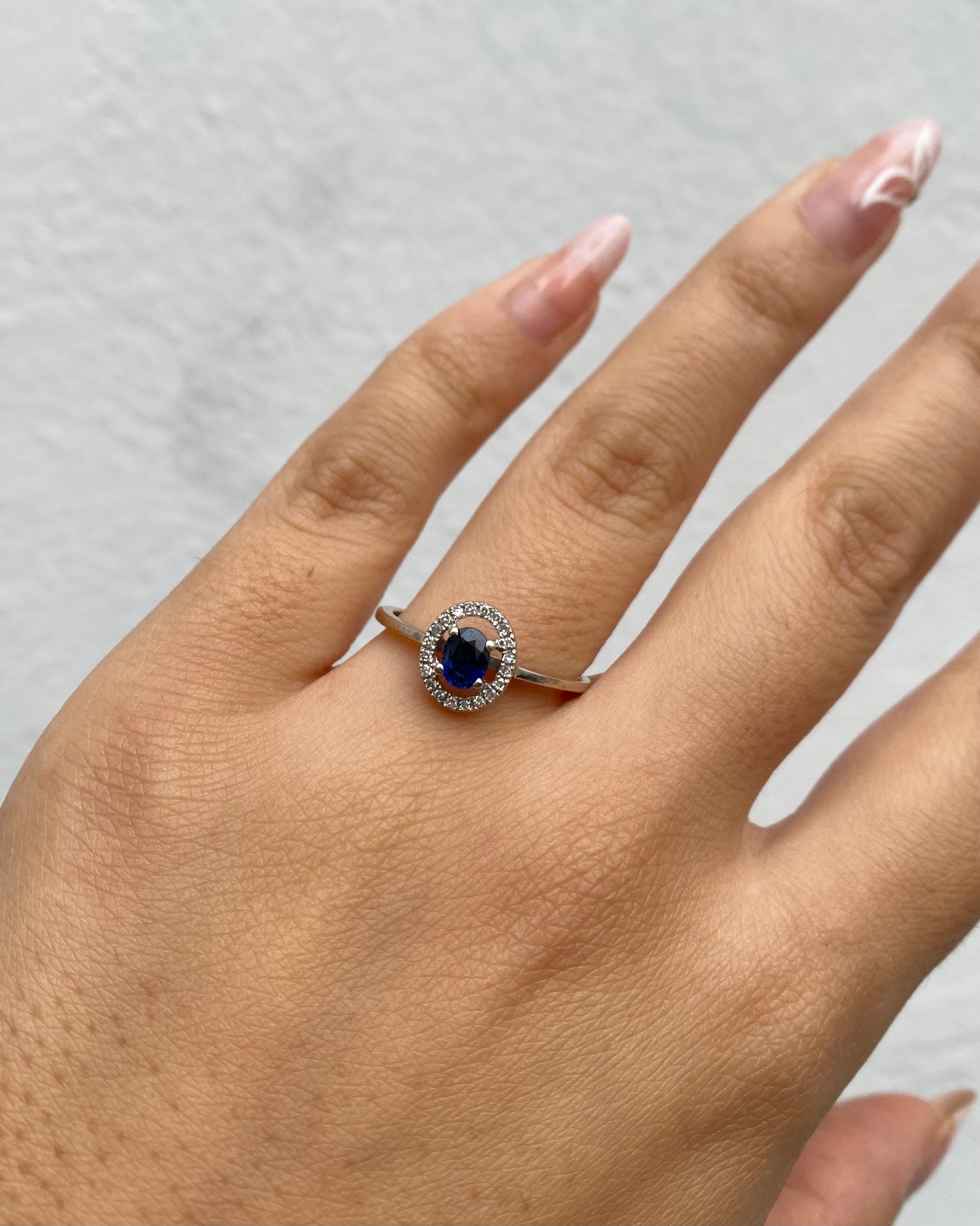 Bague Marguerite Saphir &amp; 20 Diamants "Theresa" - Elliade Paris