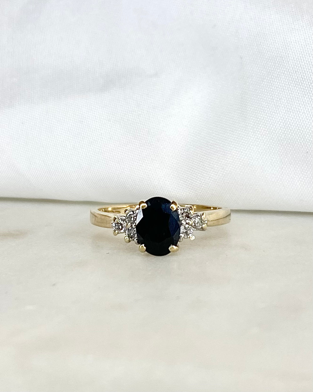 Bague Trilogie Saphir 1.72 carat &amp; Diamants &quot;Zoé&quot;
