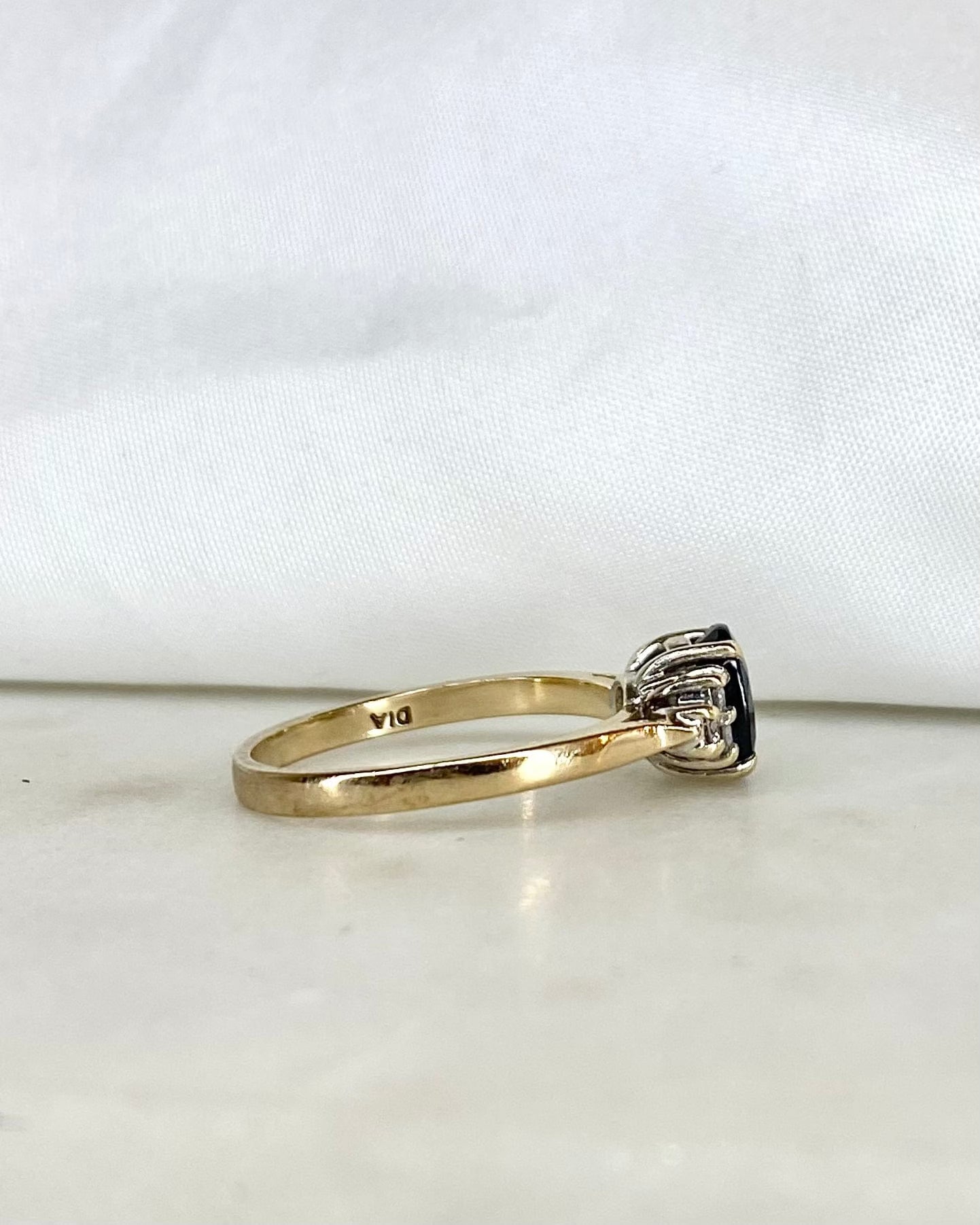 Bague Trilogie Saphir 1.72 carat &amp; Diamants "Zoé"