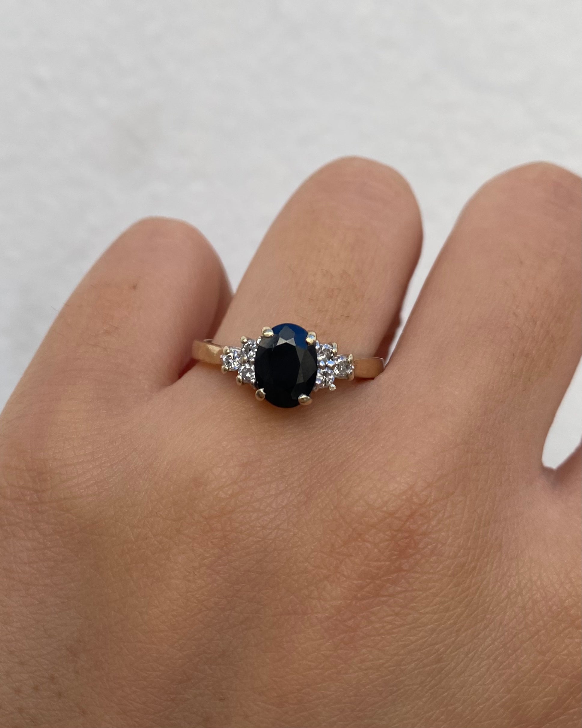 Bague Trilogie Saphir 1.72 carat &amp; Diamants &quot;Zoé&quot;