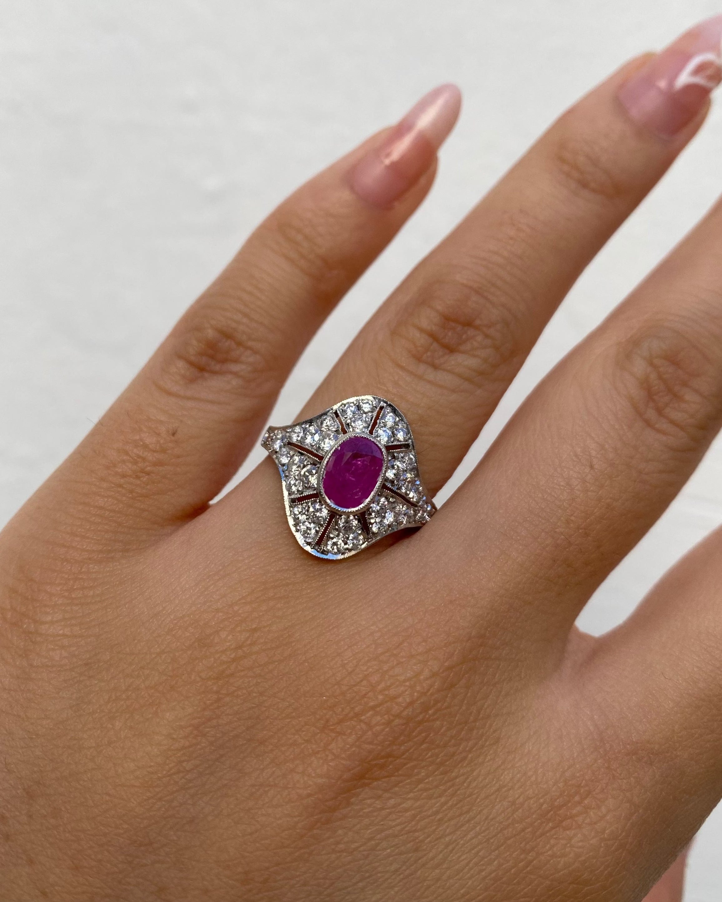 Bague Style Art Déco Rubis 0.67 carat &amp; Diamants 0.56 carat "Olympe"