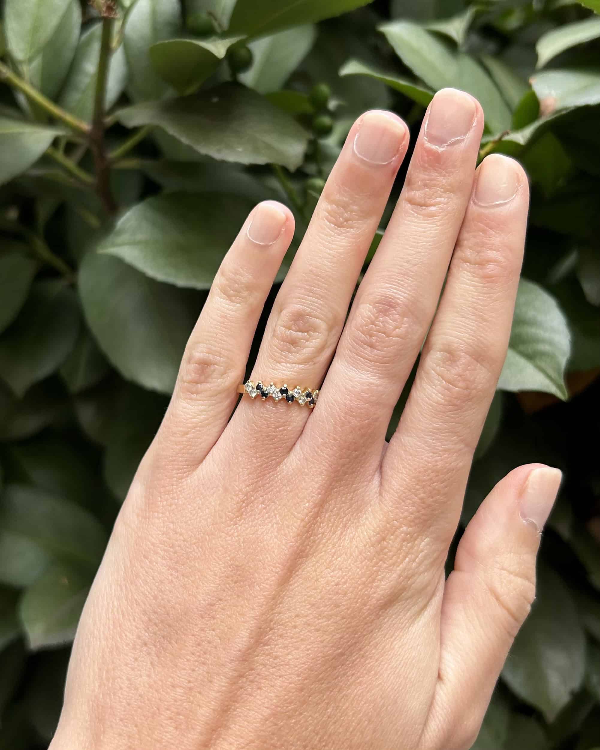 Bague Rivière Saphirs &amp; Diamants "Syraé" - Elliade Paris