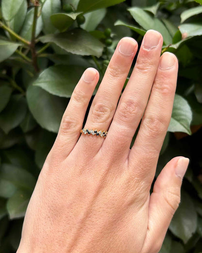 Anillo de río de zafiro y diamantes &quot;Syraé&quot;