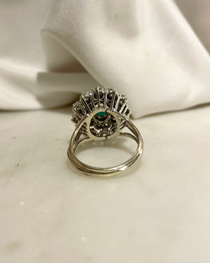 Bague Marguerite Emeraude 0.90 carat &amp; Diamants 1.32 carat &quot;Bruna&quot;