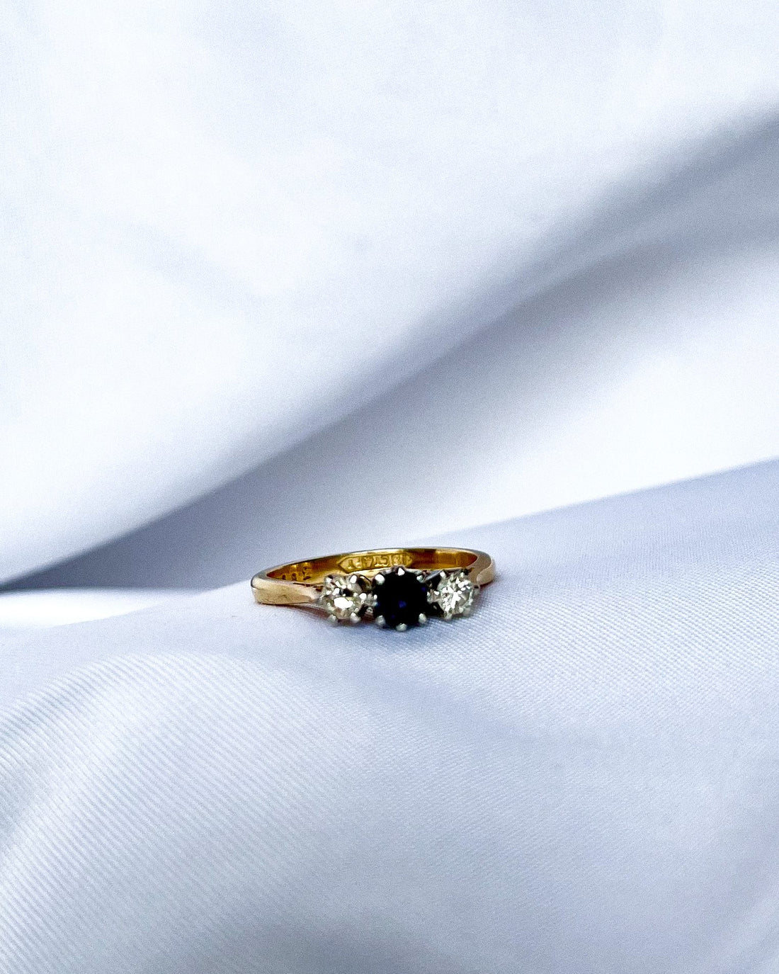Bague trilogie saphir et diamant &quot;Livia&quot;
