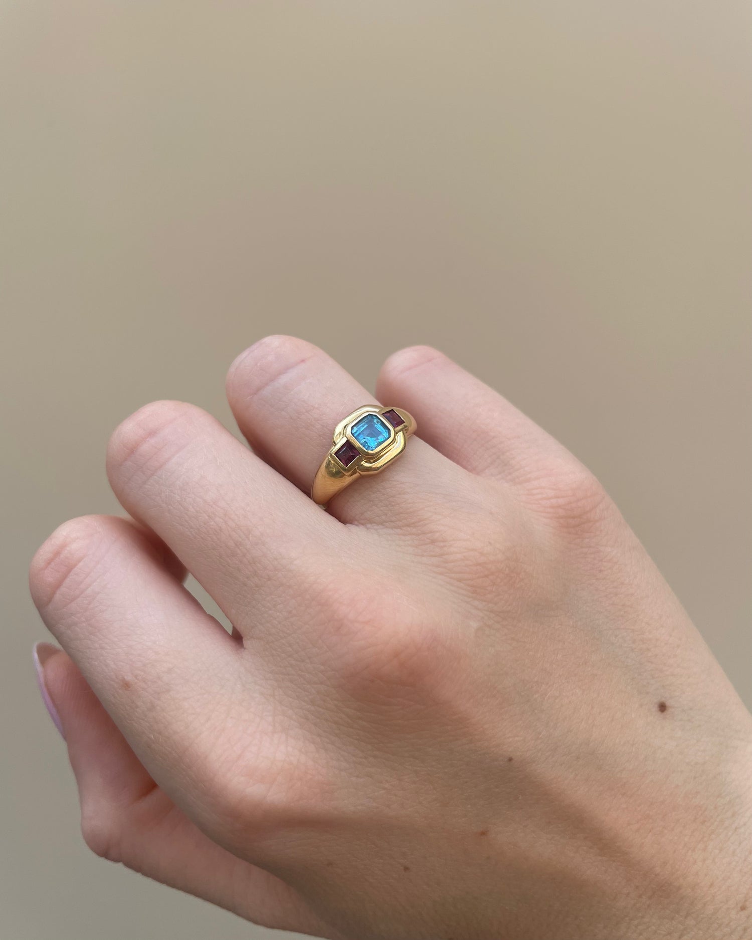 Bague Jonc Trilogie Topaze 0.86 carat &amp; Tourmalines &quot;Linette&quot;