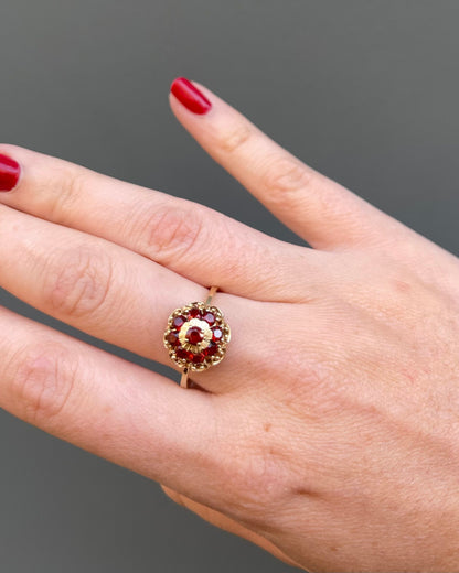 Bague Marguerite Grenats 1.80 carat &quot;Isadora&quot;