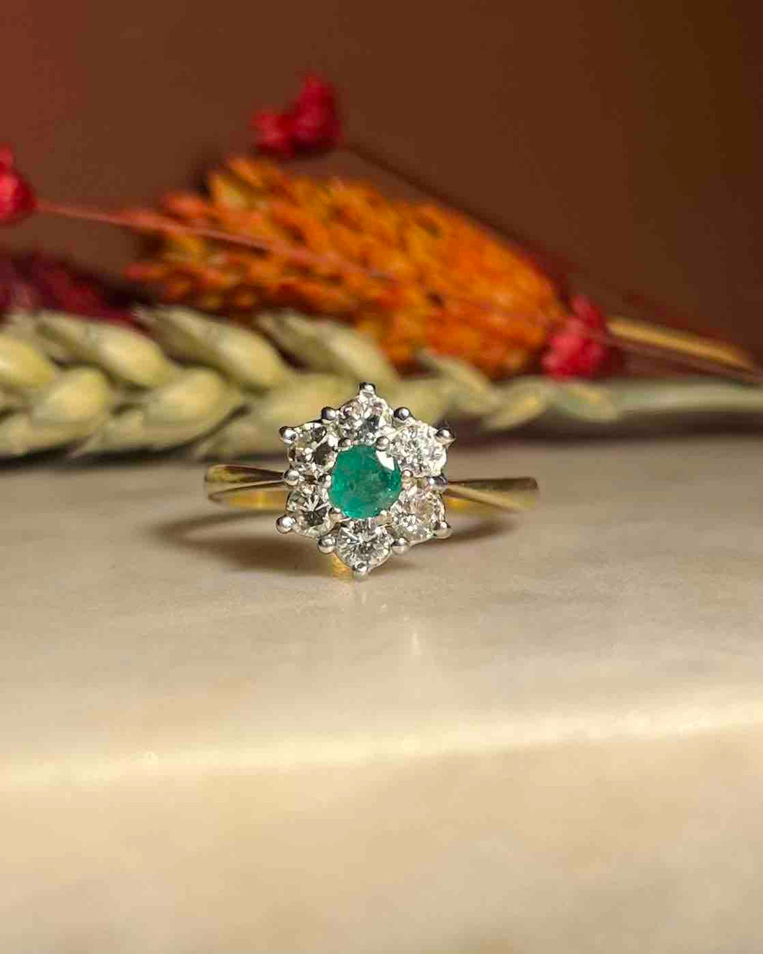 Bague Marguerite émeraude &amp; diamants &quot;Lorianne&quot;