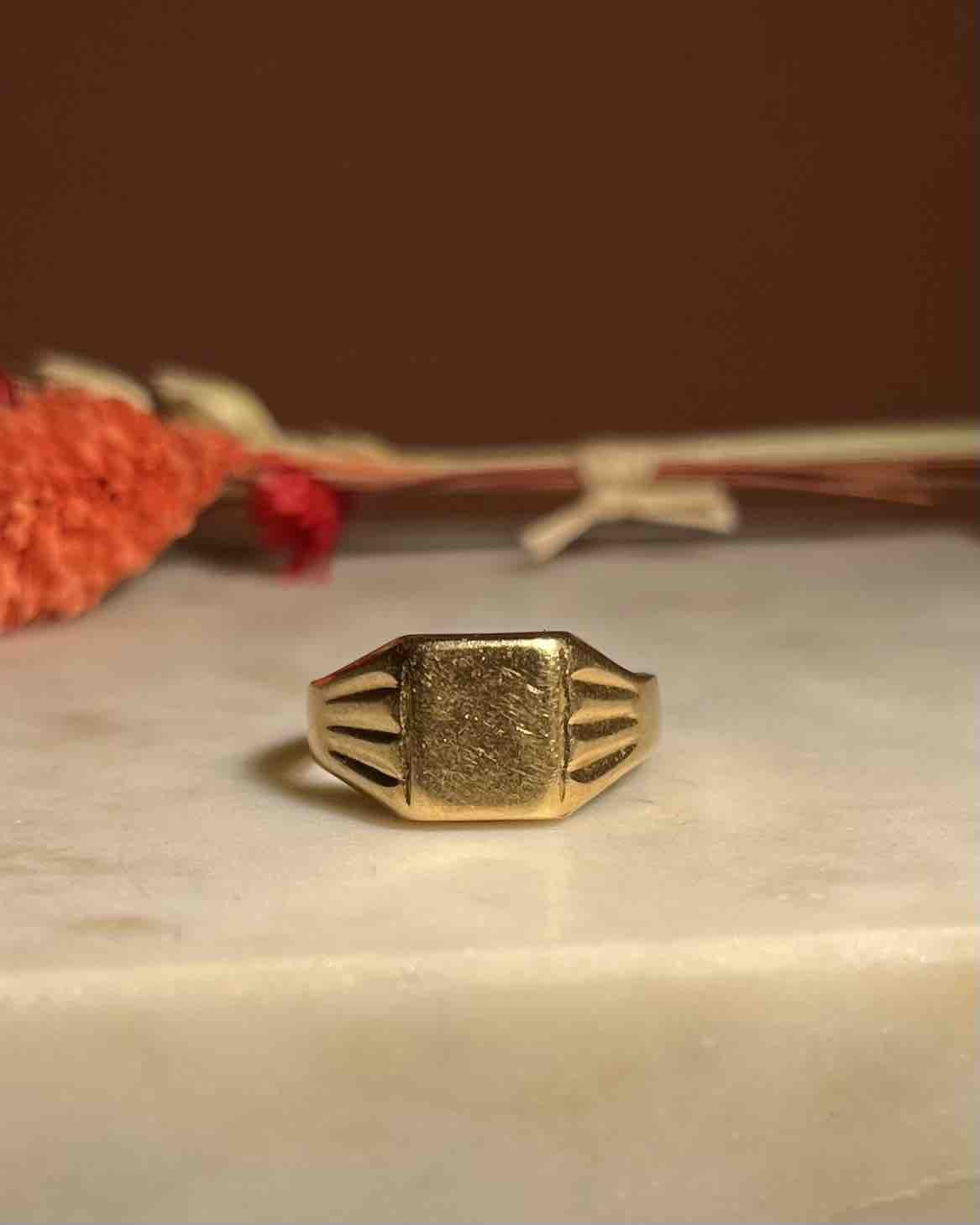 Bague chevalière années 1960 "Nélia"