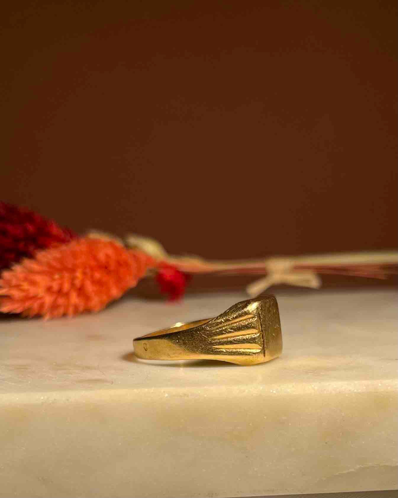 Anillo de sello &quot;Nélia&quot; de los años 60