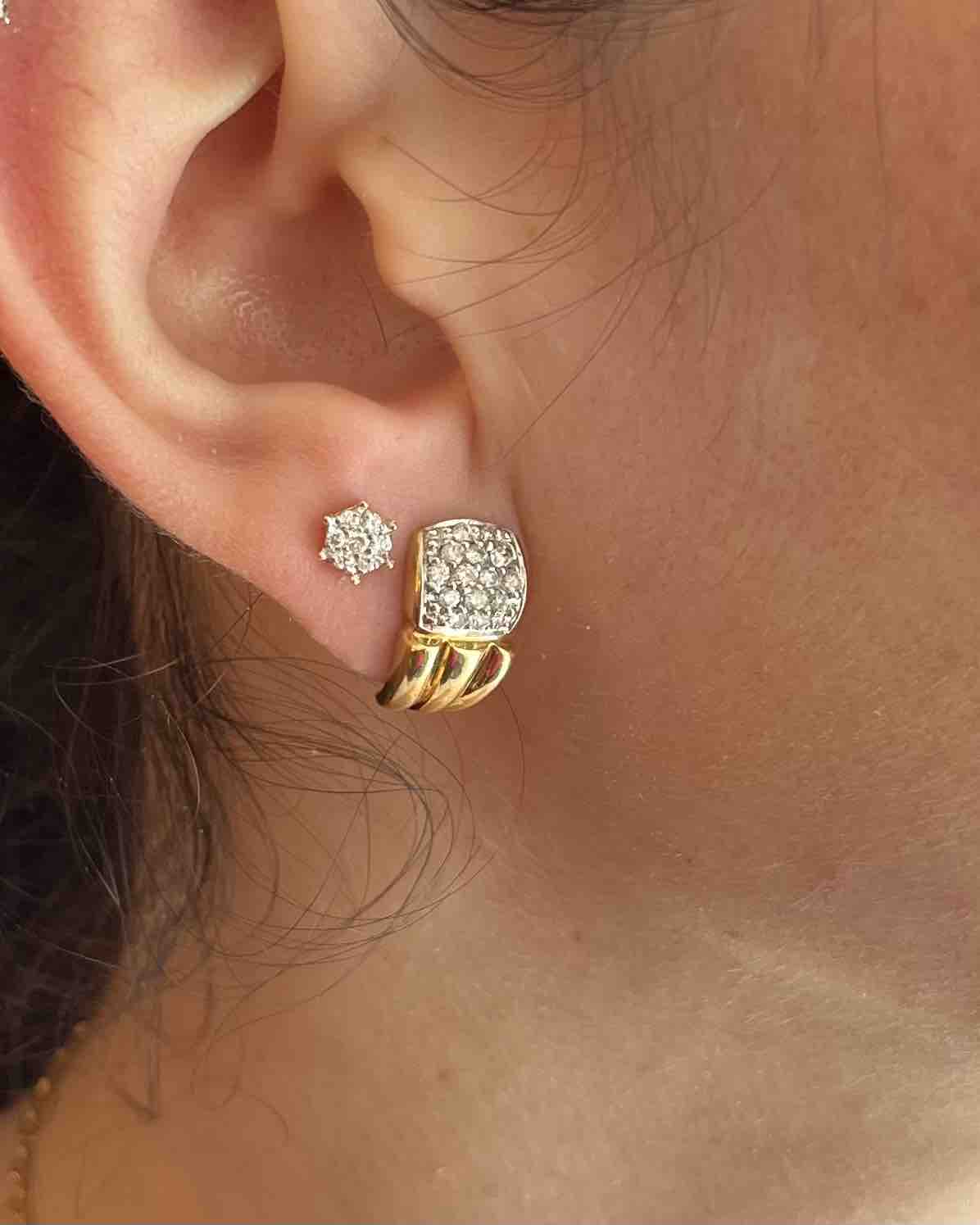 Demi-Créoles 28 diamants &quot;Chloé&quot;