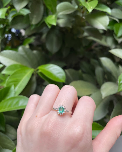 Bague Marguerite Emeraude 0.35 carat &amp; Diamants &quot; Palmira&quot;