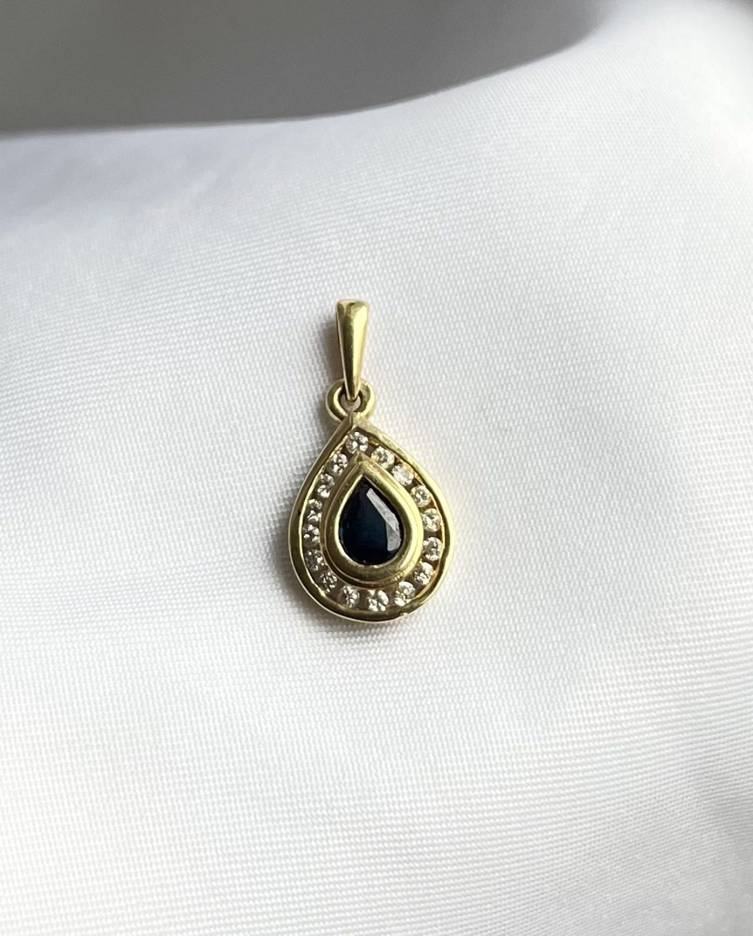 Pendentif Style Art-déco Saphir &amp; diamants &quot;Éliana&quot;