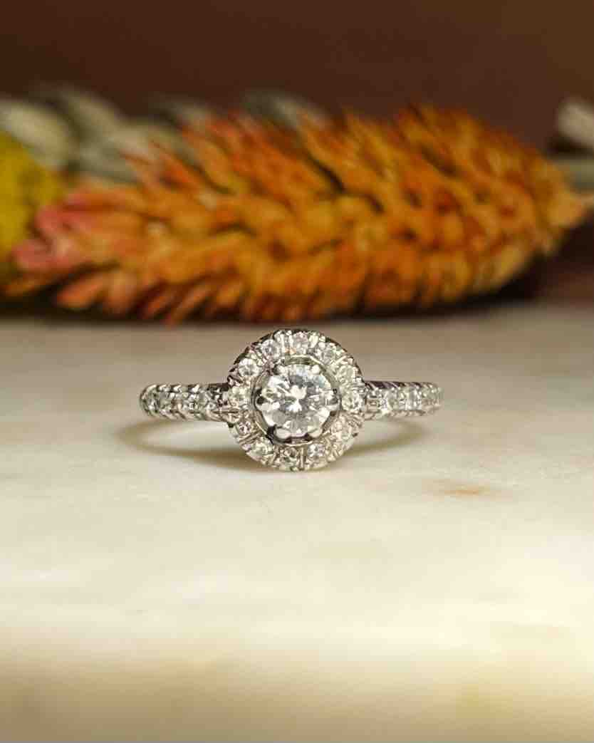 Bague style Art-déco 20 Diamants &quot;Gaelle&quot;