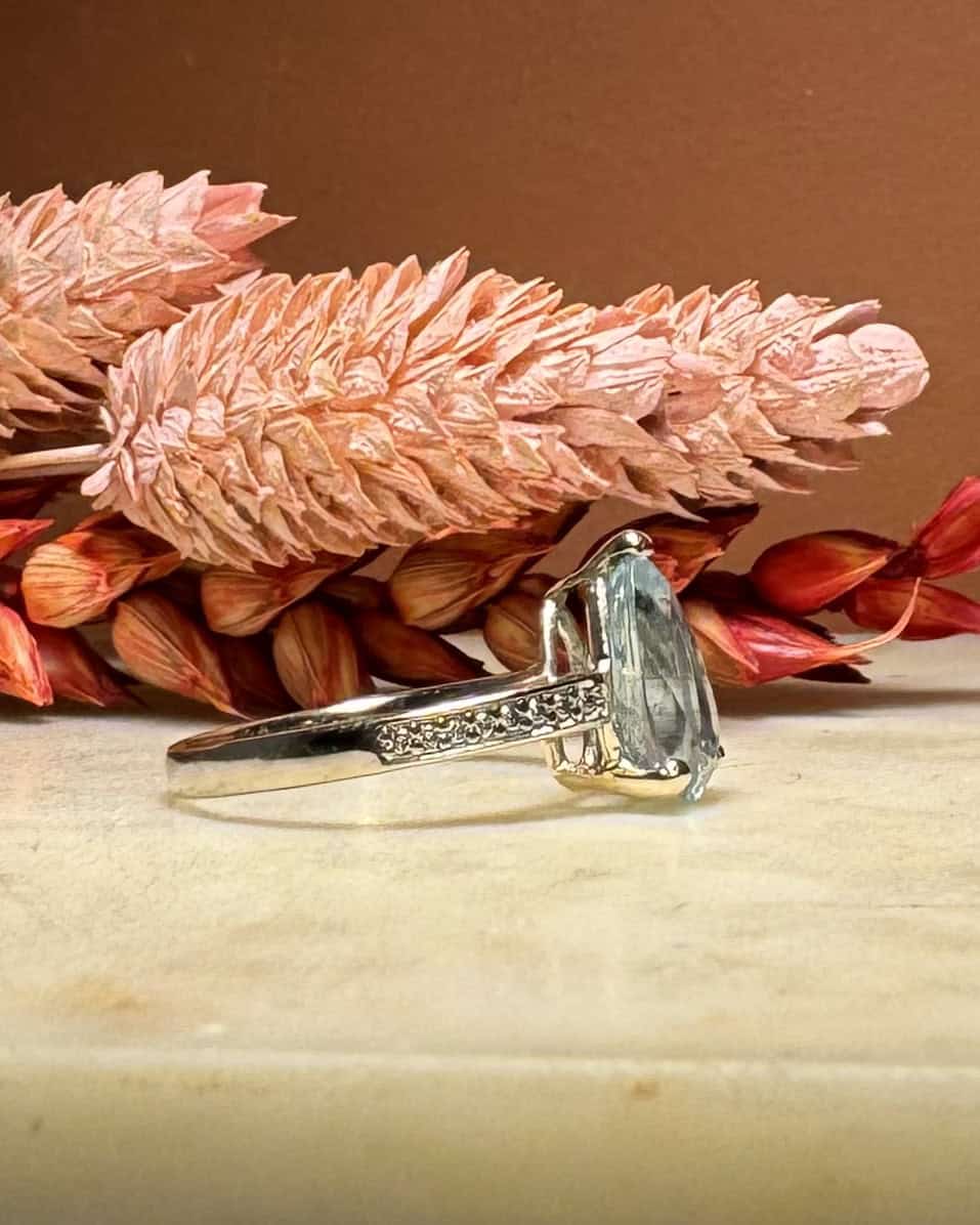Bague Vintage Aigue-Marine 1.90 carat &amp; 16 Diamants &quot;Hilda&quot;