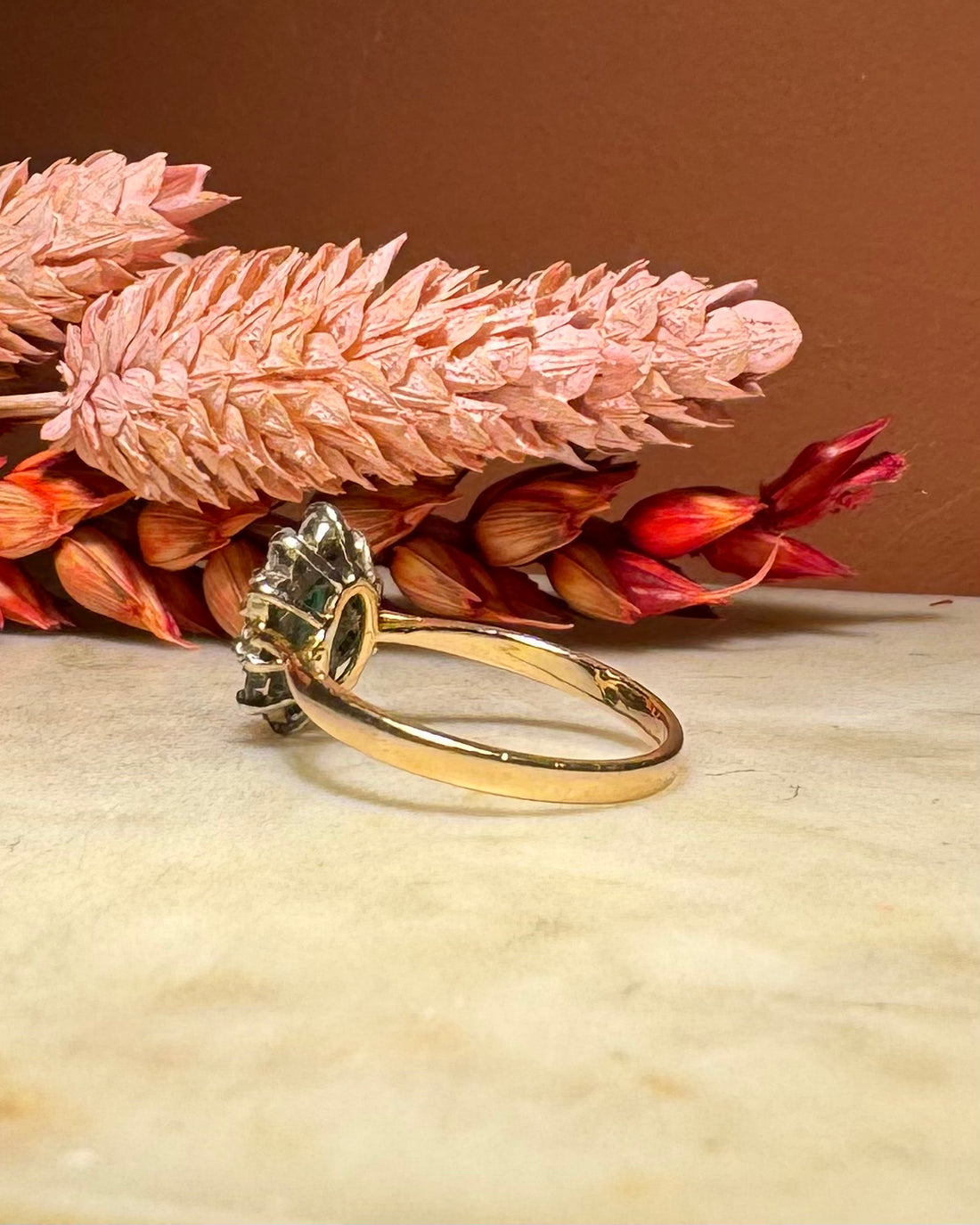 Bague Marguerite Émeraude &amp; 10 Diamants  &quot;Maureen&quot;