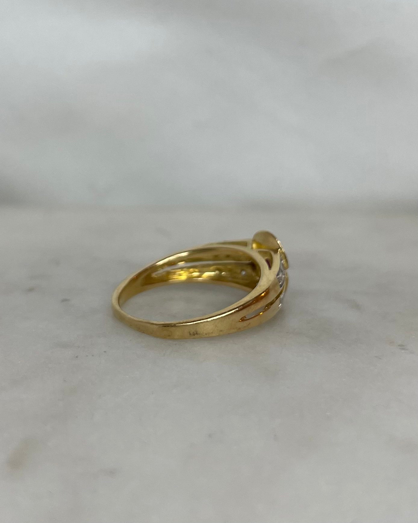 Bague Jonc Rubis 0.38 carat &amp; Diamants “Ysalis”