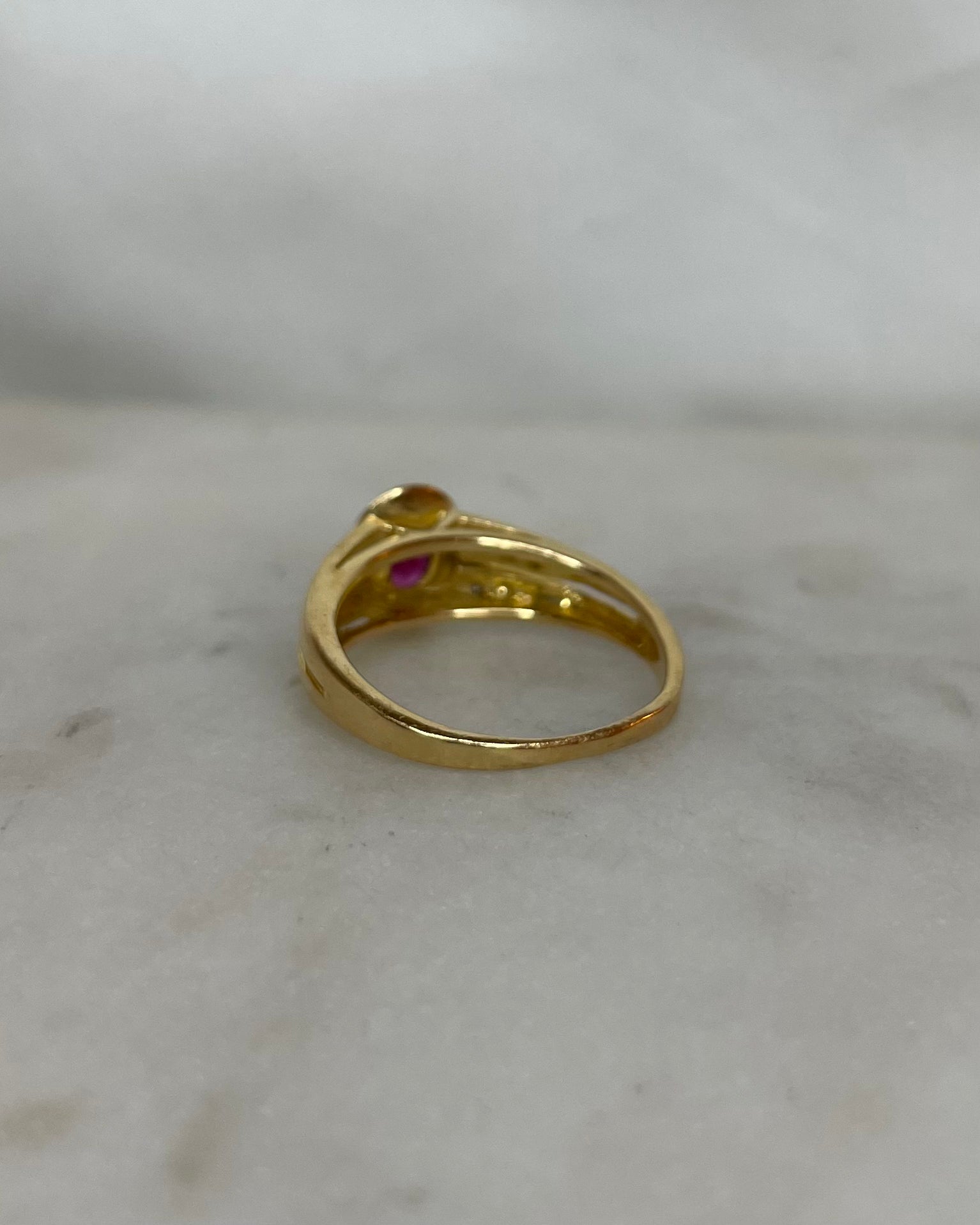 Bague Jonc Rubis 0.38 carat &amp; Diamants “Ysalis”