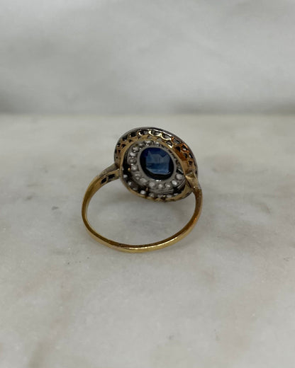 Bague Art Déco Saphir 1.10 carat &amp; Diamants “Jocaste”