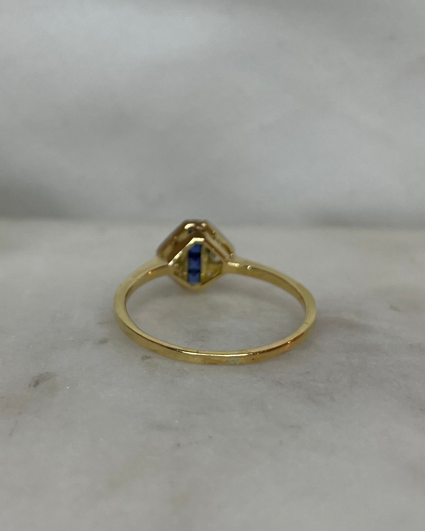 Art Deco Ring Sapphires 0.24 carat &amp; Diamonds “Lazarelle”