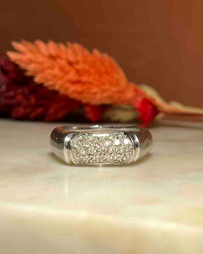 Anillo brazalete &quot;Lisa&quot; de 28 diamantes