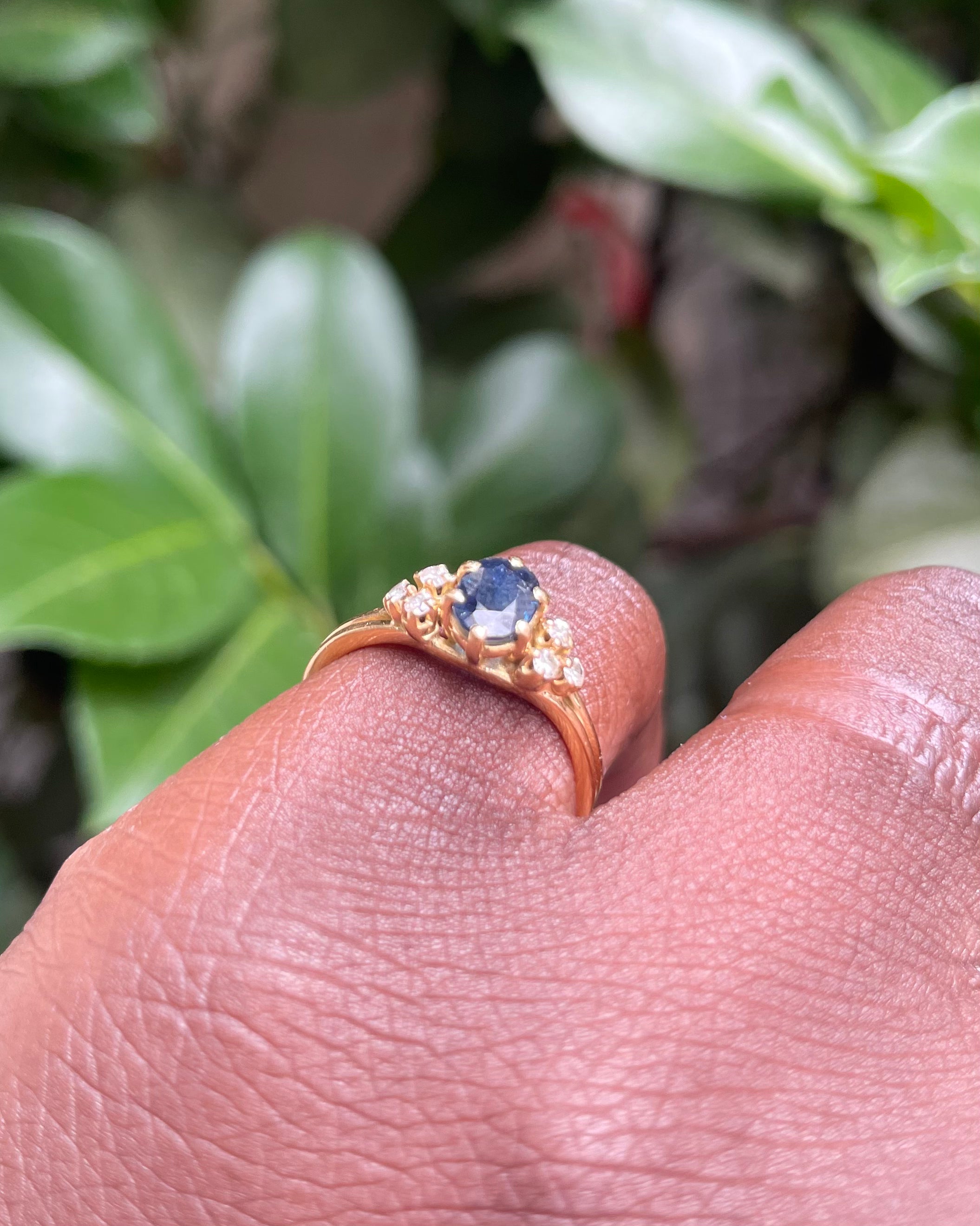 Bague Trilogie Saphir 0.44 carat &amp; Diamants “Liorane”
