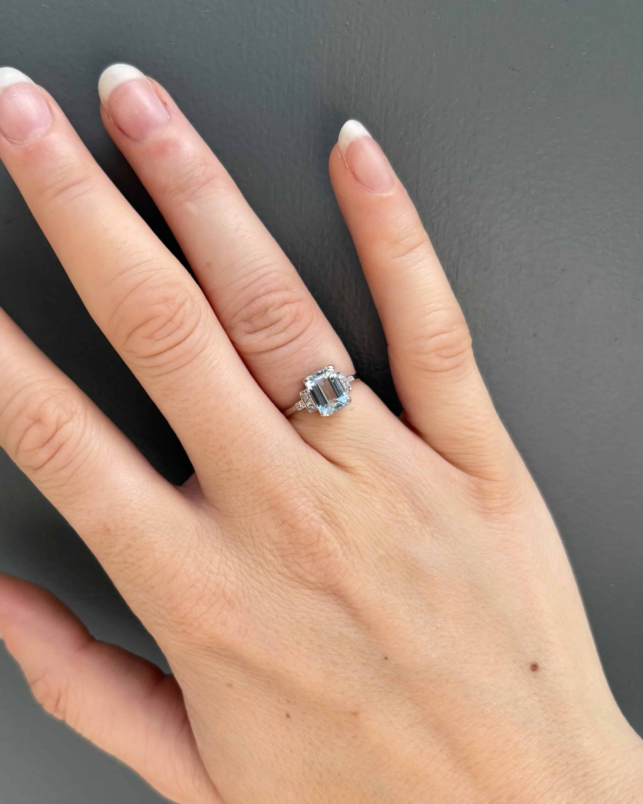 Bague Trilogie Style Art-déco Aigue-marine 1.60 Carat &amp; Diamants "Audile" - Elliade Paris