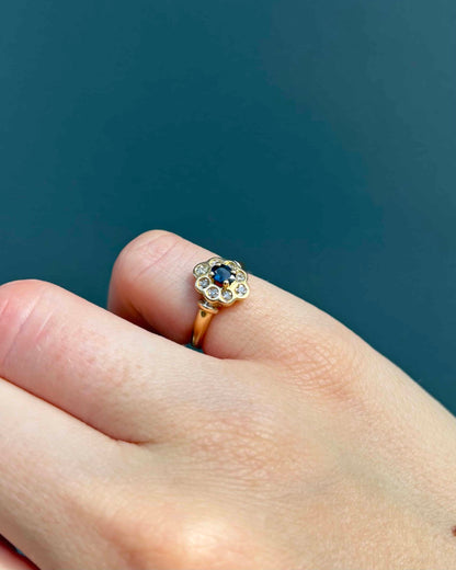 Bague Marguerite Saphir &amp; Diamants &quot;Cabbalia&quot; - Elliade Paris