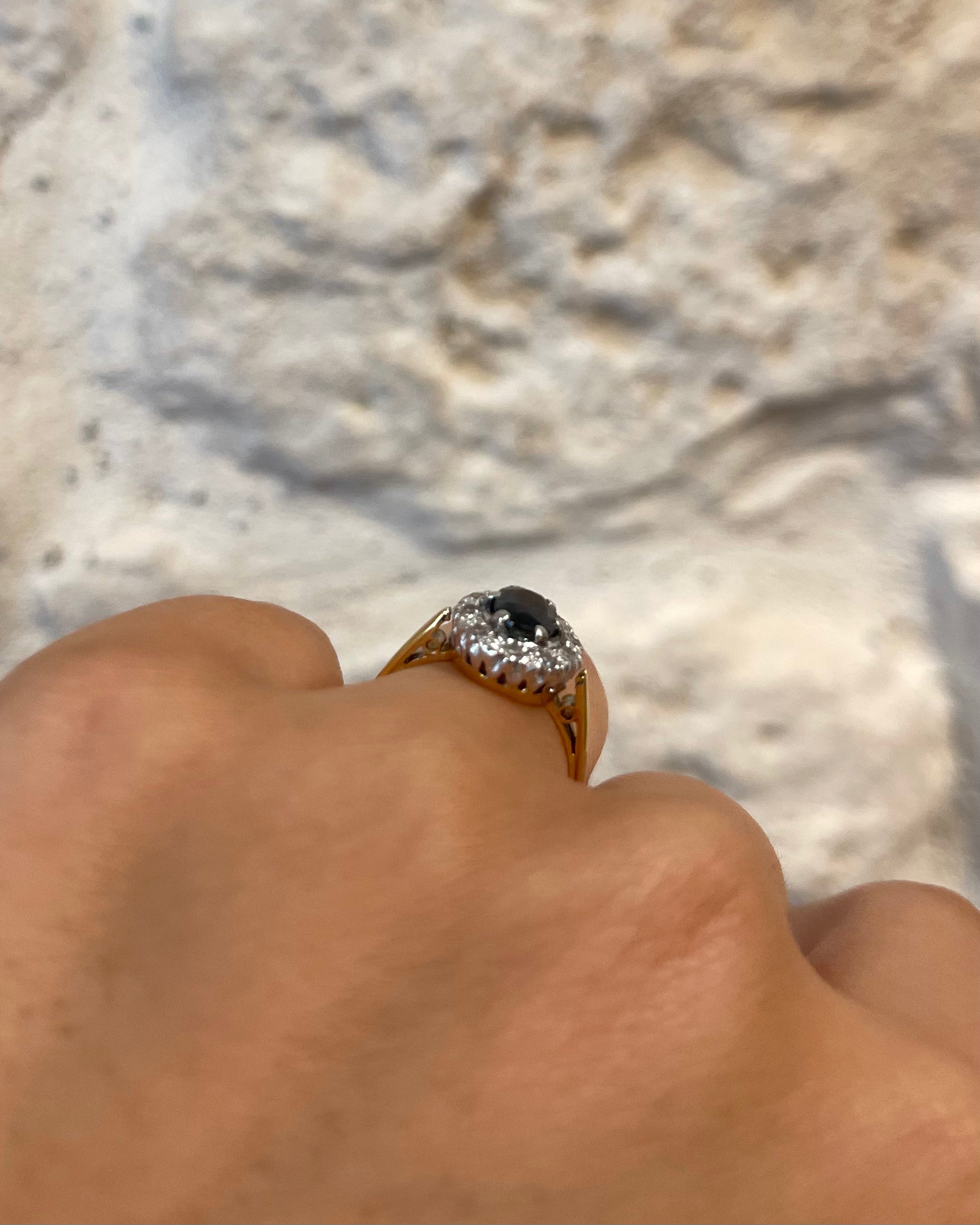 Bague Marguerite Saphir 1.30 carat &amp; Diamants "Maria"