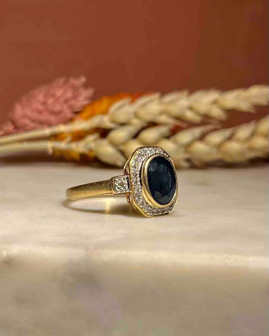 Bague Style Art-Déco Saphir &amp; Diamants &quot;Ava&quot;