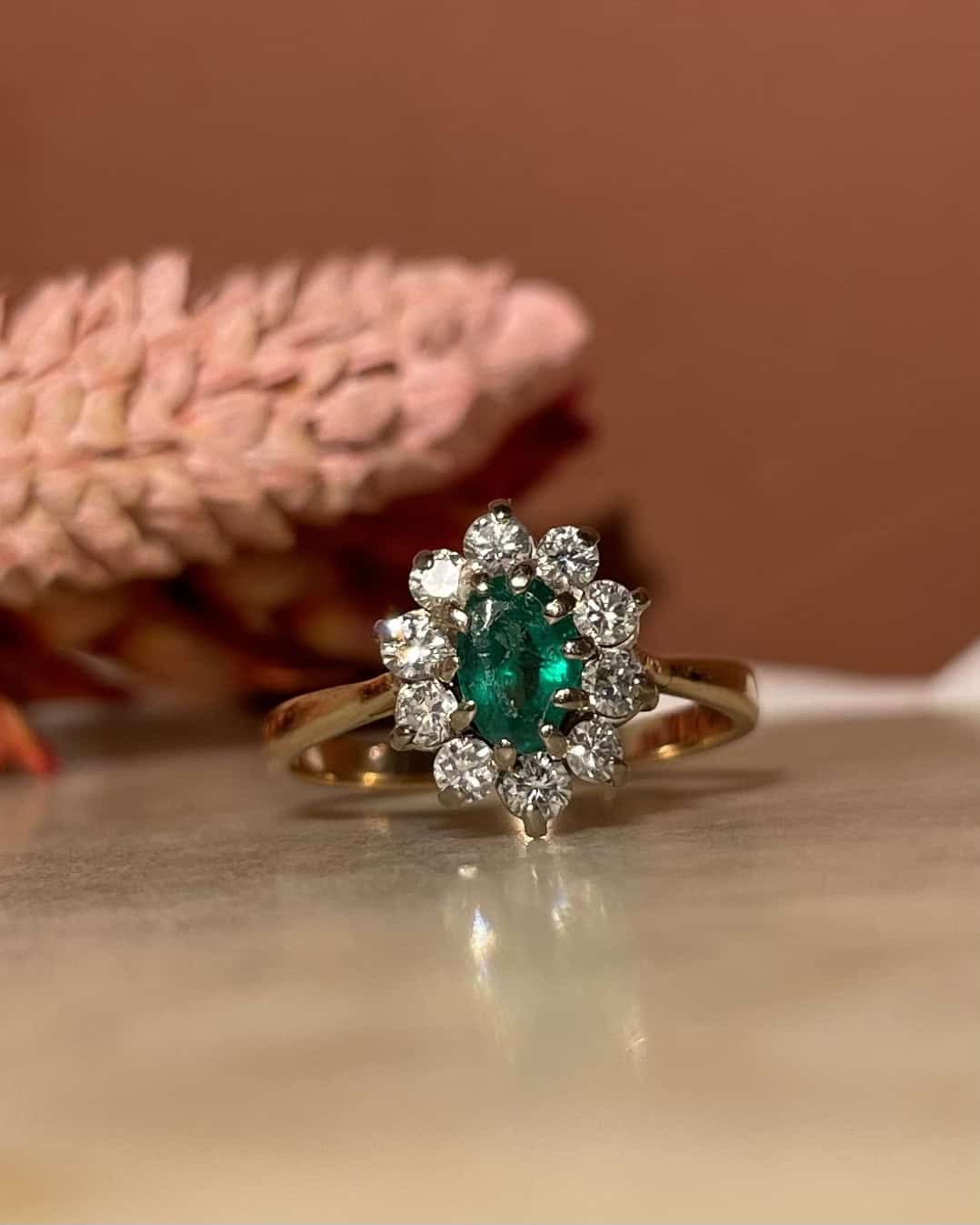 Bague Marguerite Émeraude &amp; 10 Diamants  &quot;Maureen&quot;