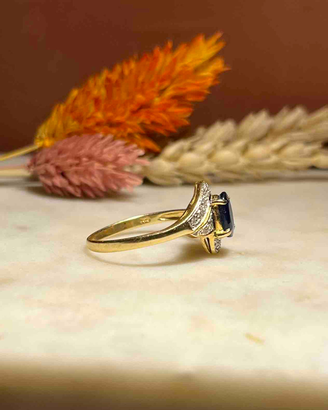Bague tourbillon saphir &amp; diamants &quot;Kity&quot;