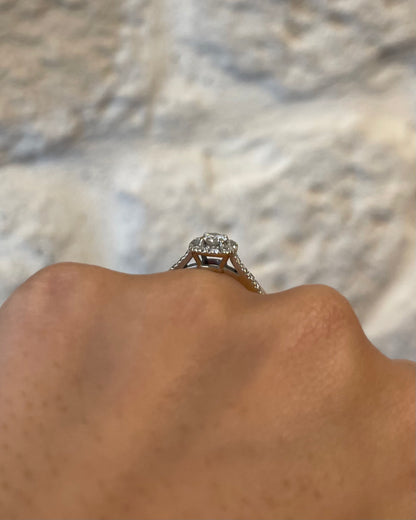 Bague Solitaire Pavé Diamants 0.46 carat &quot;Iliana&quot;