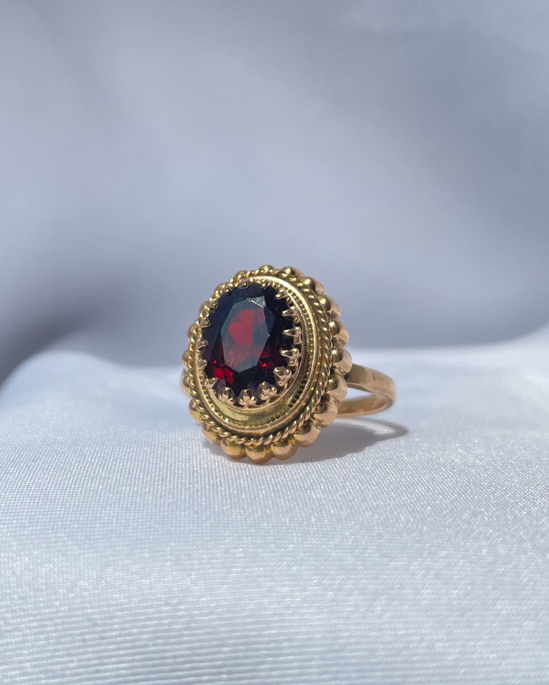 Bague Vintage Grenat &quot;May&quot;