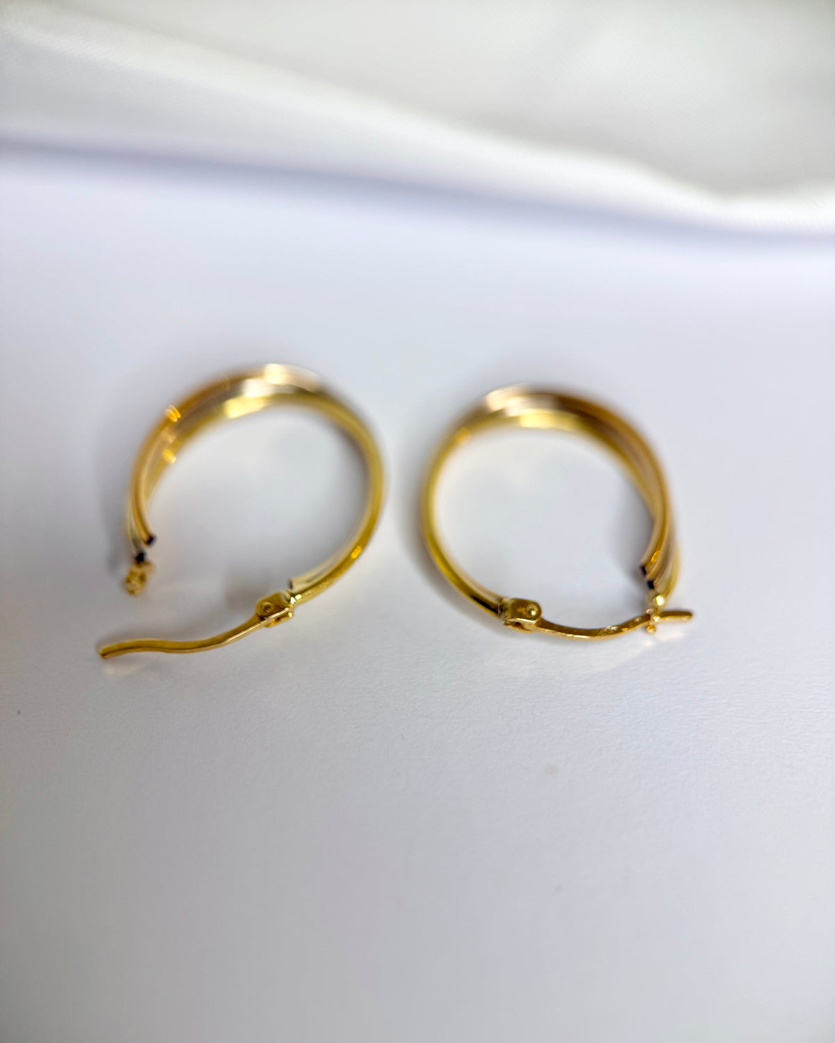Créoles Trois Ors 18 carats 1,37g "Tina"