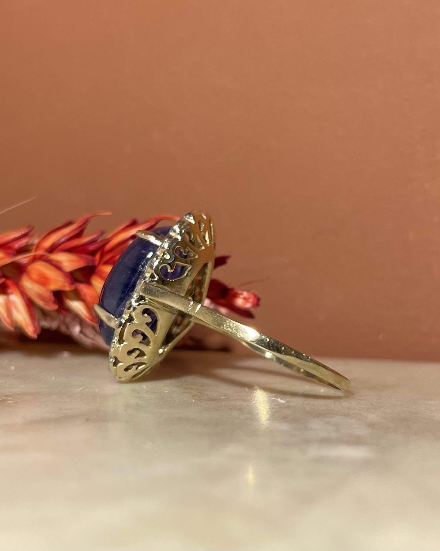 Bague Art-Déco Saphir 8 carats &amp; 21 Diamants "Alina"