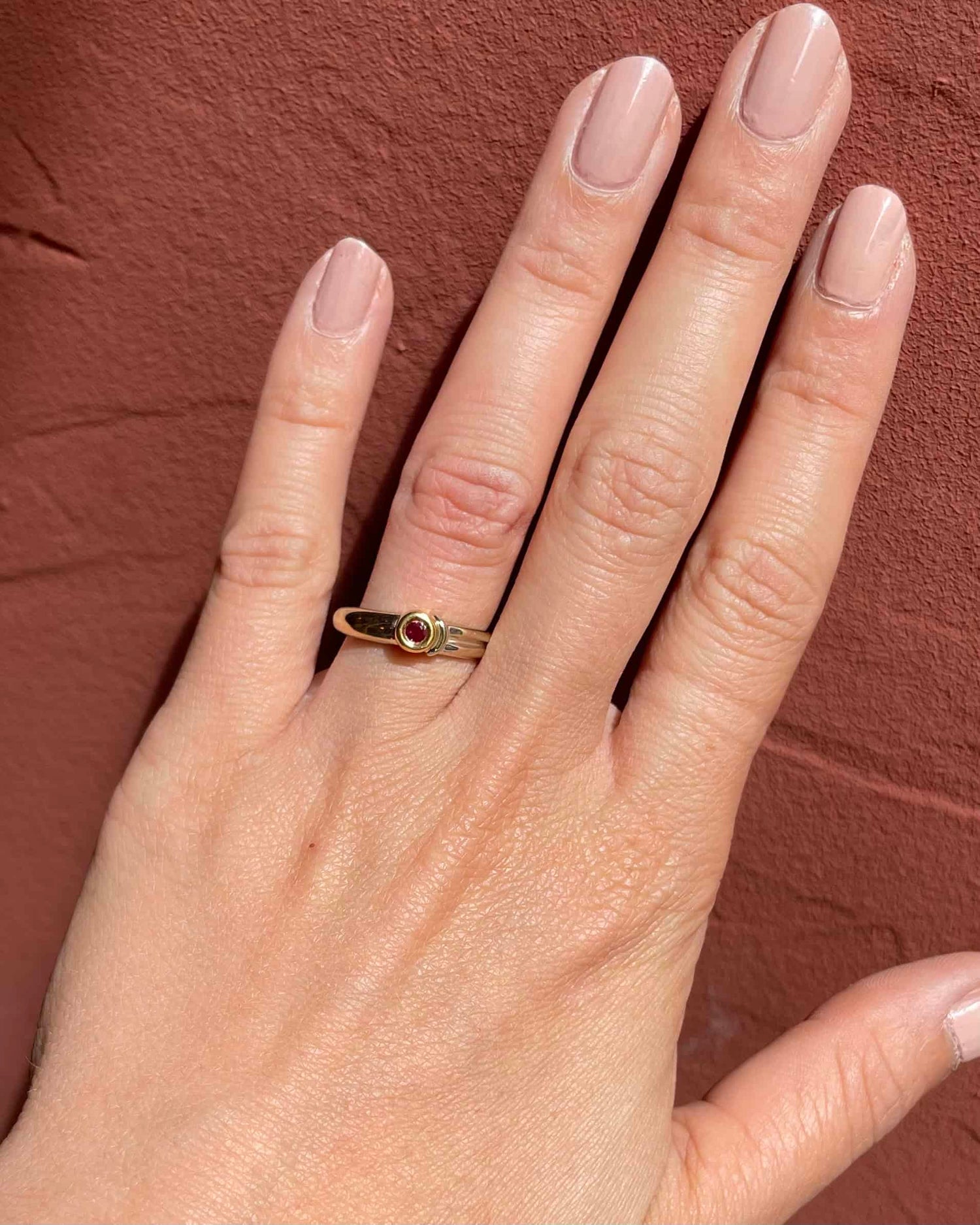 Bague Jonc Rubis deux ors &quot;Philaé&quot;