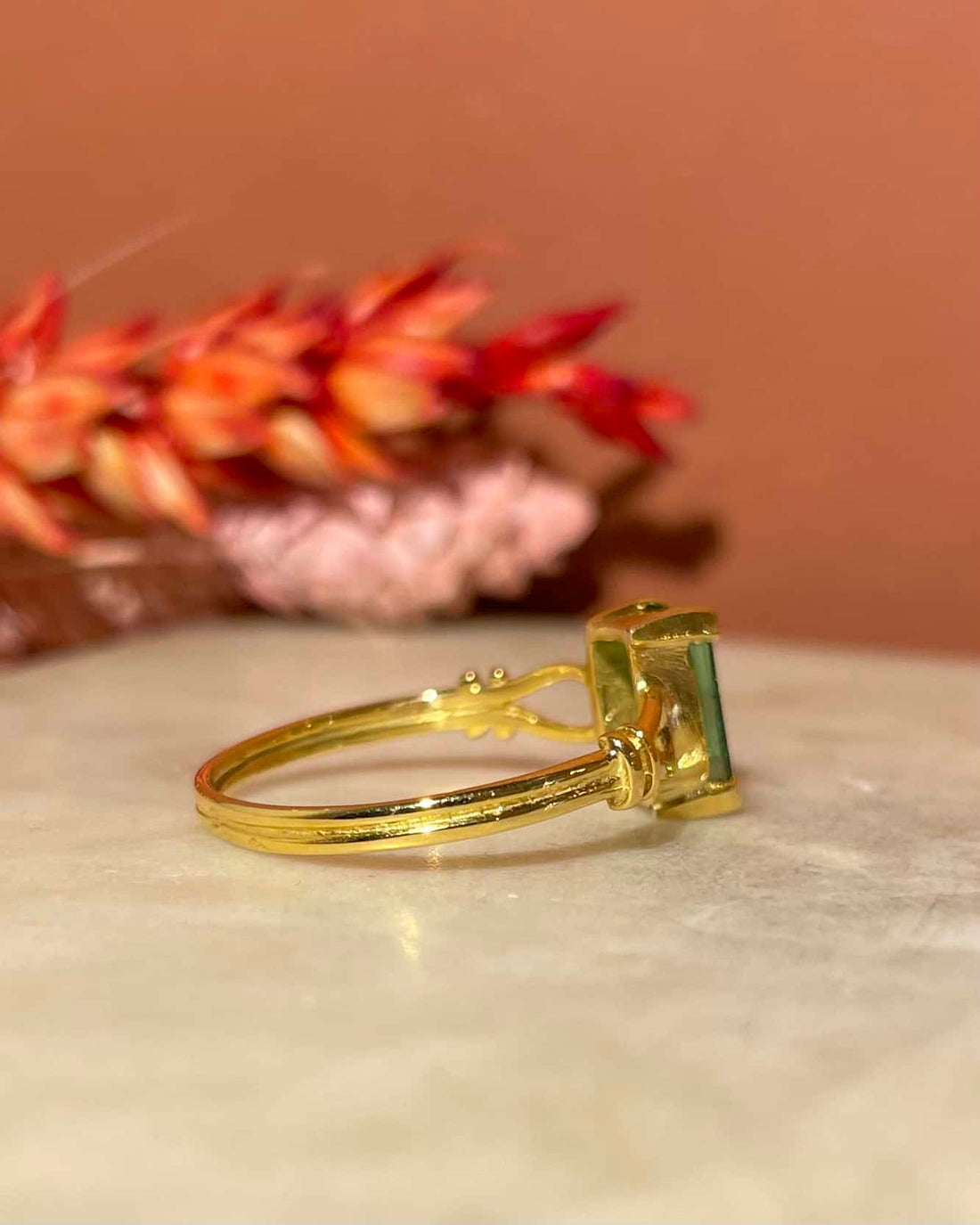 Bague Solitaire Grenat Tsavorite 0.70 Carat &quot;Néva&quot;