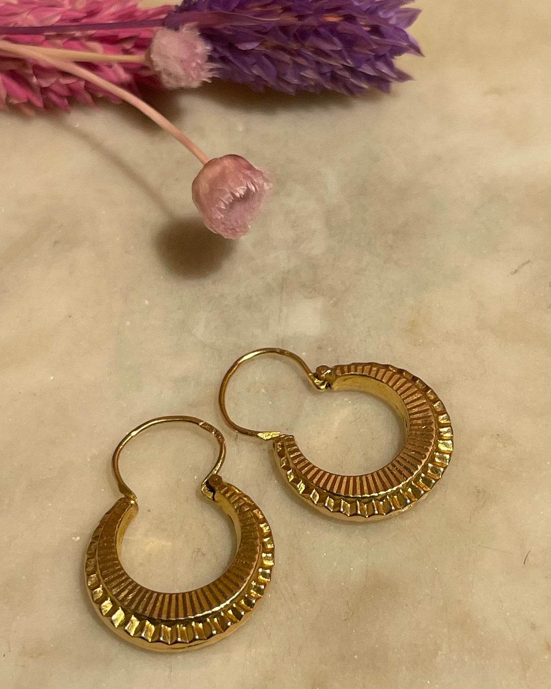 Vintage Gold &quot;Isaura&quot; Hoop Earrings