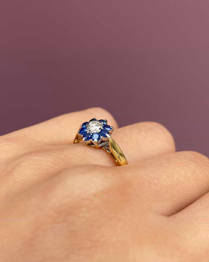 Bague Marguerite Saphirs &amp; Diamant  &quot;Bleuenn &quot;