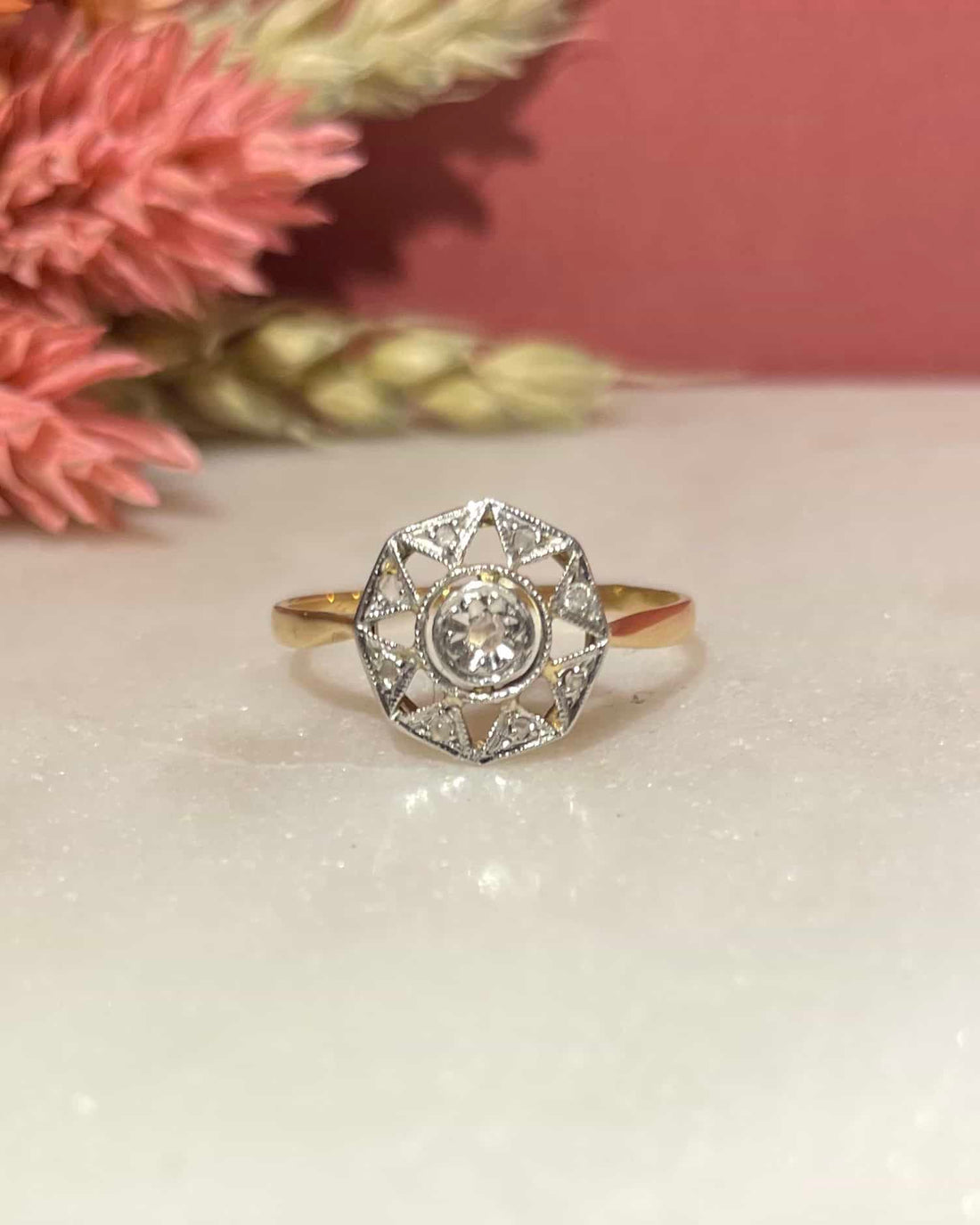 Anillo Art Déco con Estrella de Diamantes "Audrey"