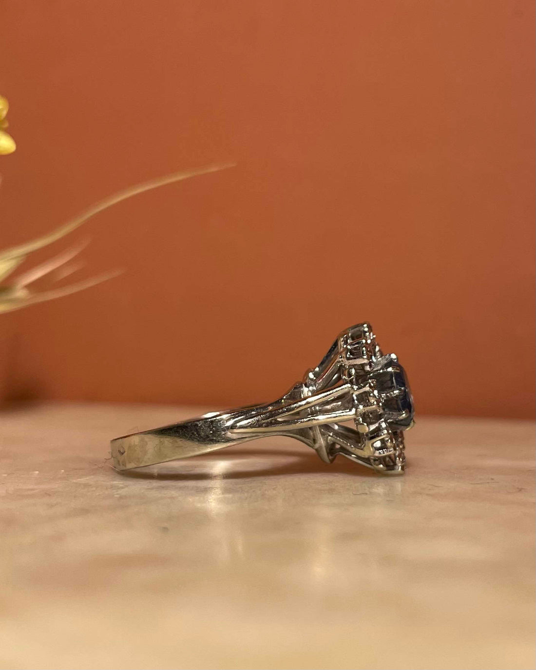 Bague Marguerite Saphir 0.60 carat &amp; Diamants &quot;Esaï&quot;