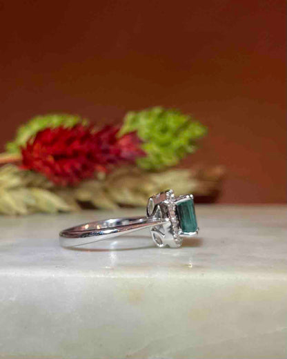 Bague Marguerite Émeraude et Diamants &quot;Beryn&quot;