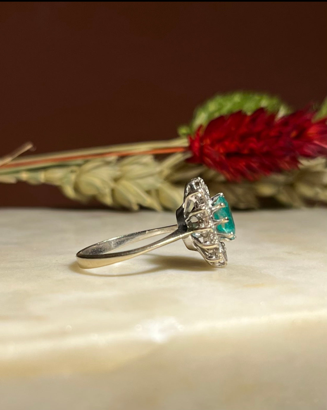 Bague Marguerite émeraude &amp; diamants &quot;Elara&quot;
